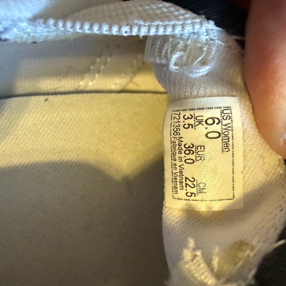 Vans White Low-Top Canvas Slip-On Shoes - Picture 3 of 3